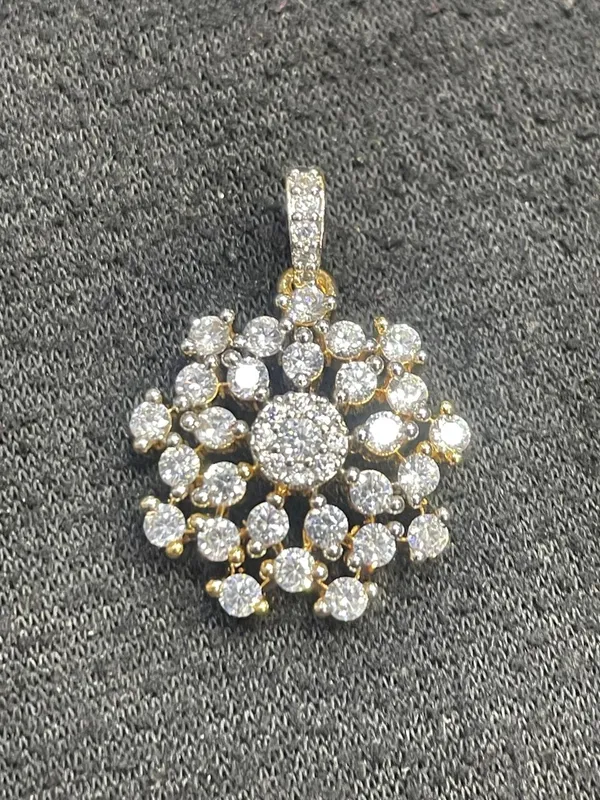 Gold_Tone_Clear_Stone_Floral_Cluster_Pendant_For_Women