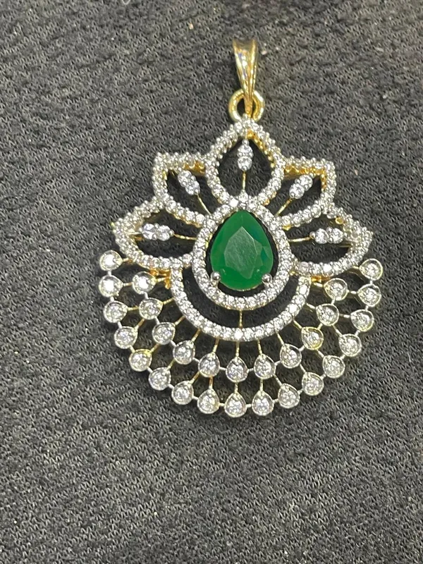 Green_Gold_Tone_Floral_Teardrop_Stone_Pendant_Earrings_Set_For_Women