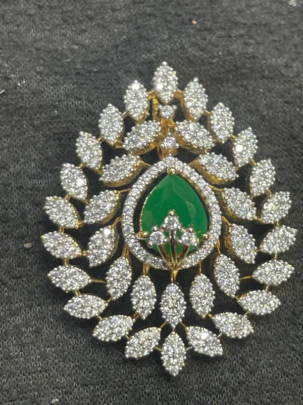 Green_Gold_Tone_Stone_Studded_Leaf_Brooch_For_Women