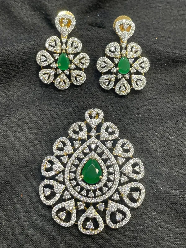 Gold_Tone_Emerald_Green_Teardrop_Floral_Drop_Earrings_For_Women