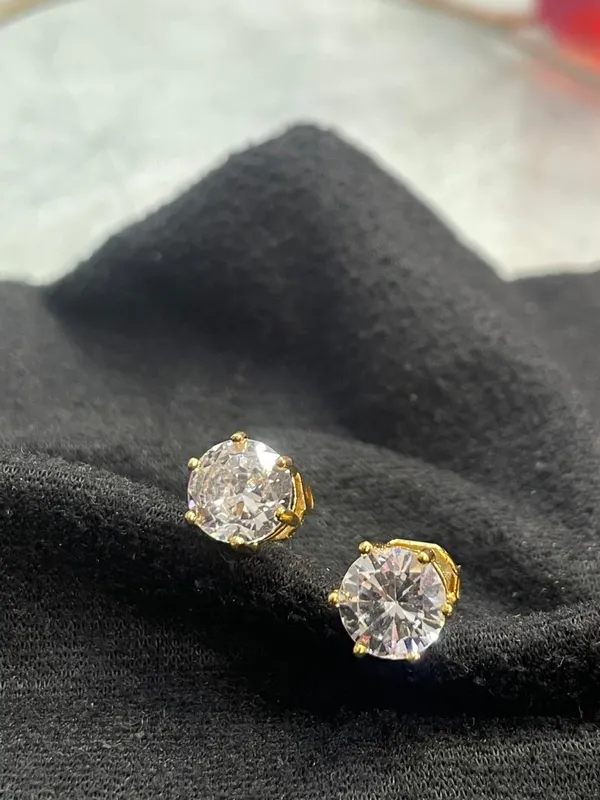 Gold_Tone_Solitaire_Clear_Stone_Stud_Earrings_For_Women