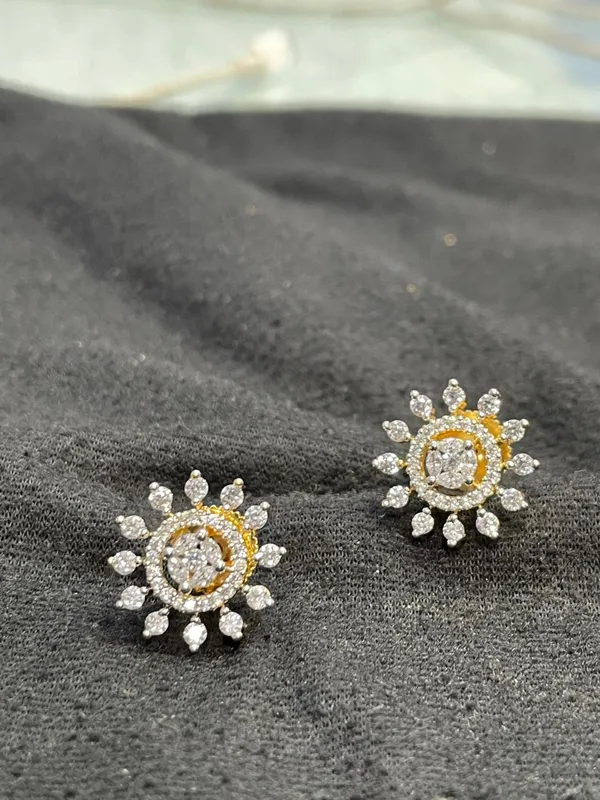 Gold_Tone_Sunburst_Crystal_Cluster_Stud_Earrings_For_Women