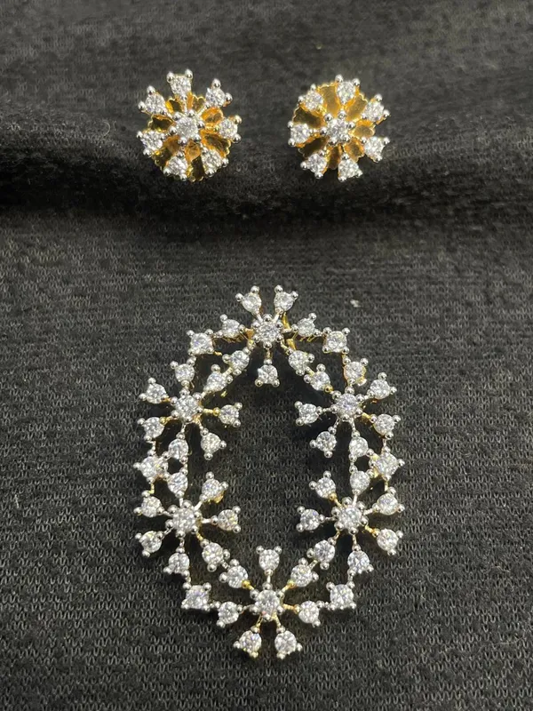 Gold_Tone_Floral_Stone_Pendant_And_Earrings_Set_For_Women