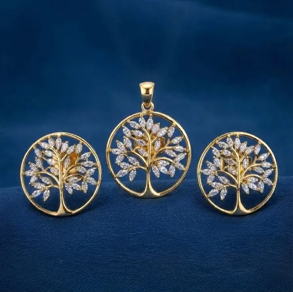 Gold_Tone_Rhinestone_Tree_Of_Life_Pendant_Necklace_For_Women