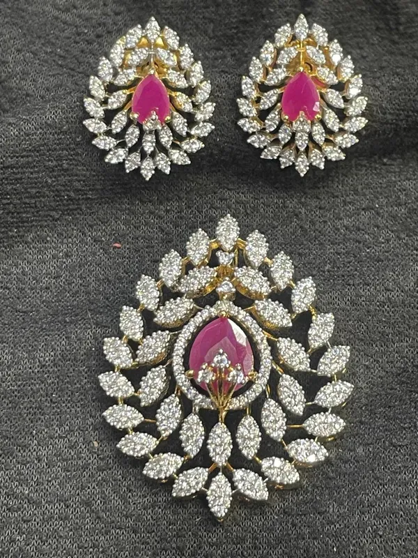 Gold_Tone_Rhinestone_Floral_Pink_Stone_Brooch_For_Women