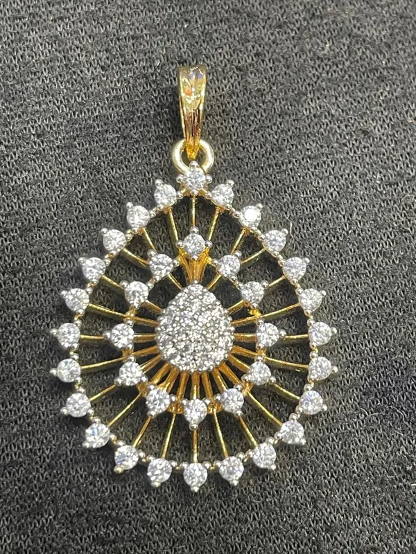 Gold_Tone_Clear_Stone_Circular_Pendant_Set_For_Women