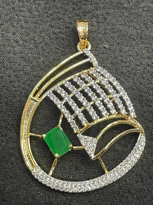 Gold_Tone_Green_Stone_Openwork_Pendant_For_Women