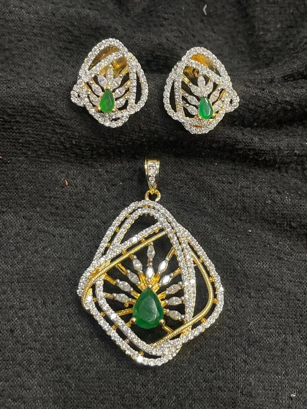 Green_Teardrop_Stone_Gold_Tone_Pendant_And_Earrings_Set_For_Women