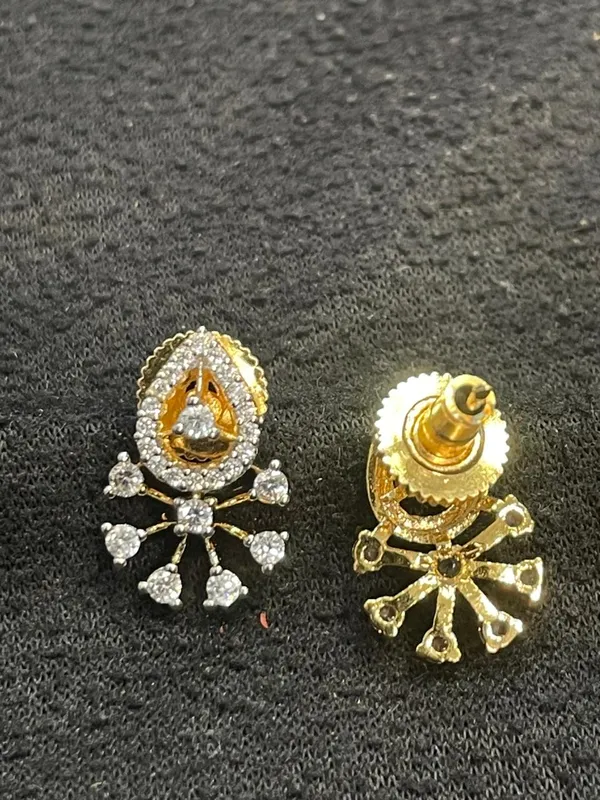 Gold_Tone_Rhinestone_Teardrop_Pendant_Set_For_Women