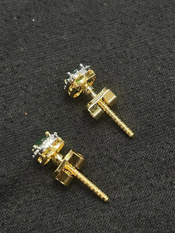 Green_Gold_Tone_Stone_Studded_Round_Stud_Earrings_For_Women