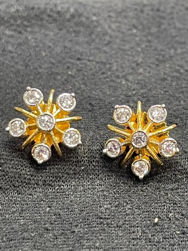 Gold_Tone_Floral_Clear_Stone_Stud_Earrings_For_Women