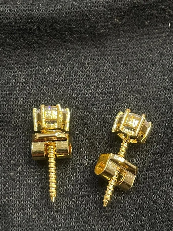 Gold_Tone_Round_Clear_Stone_Prong_Stud_Earrings_For_Women