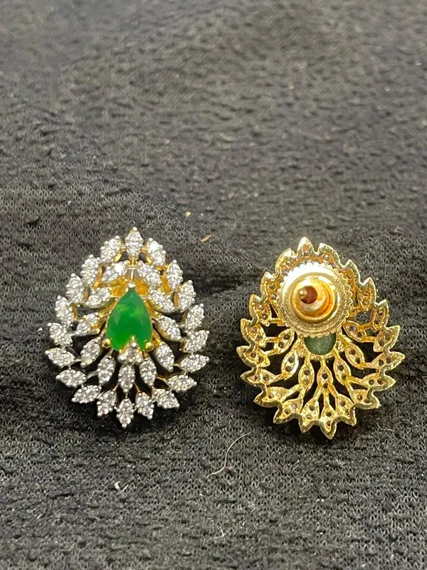 Green_Gold_Tone_Stone_Studded_Leaf_Brooch_For_Women