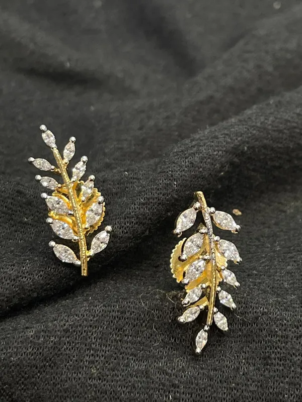 Gold_Tone_Crystal_Leaf_Drop_Earrings_For_Women