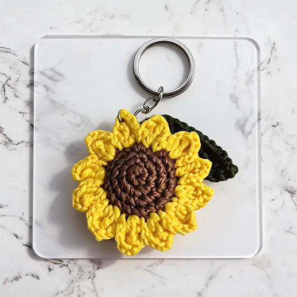 Multicolor_Acrylic_Crochet_Floral_Bow_Keychain_Set