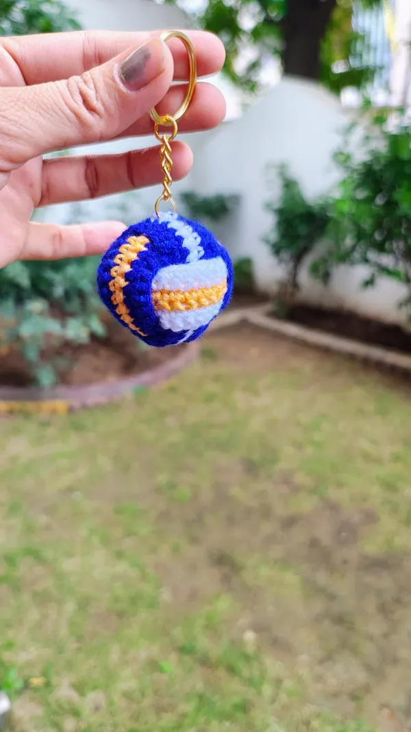 Blue_Crochet_Volleyball_Keychain_for_All_Ages