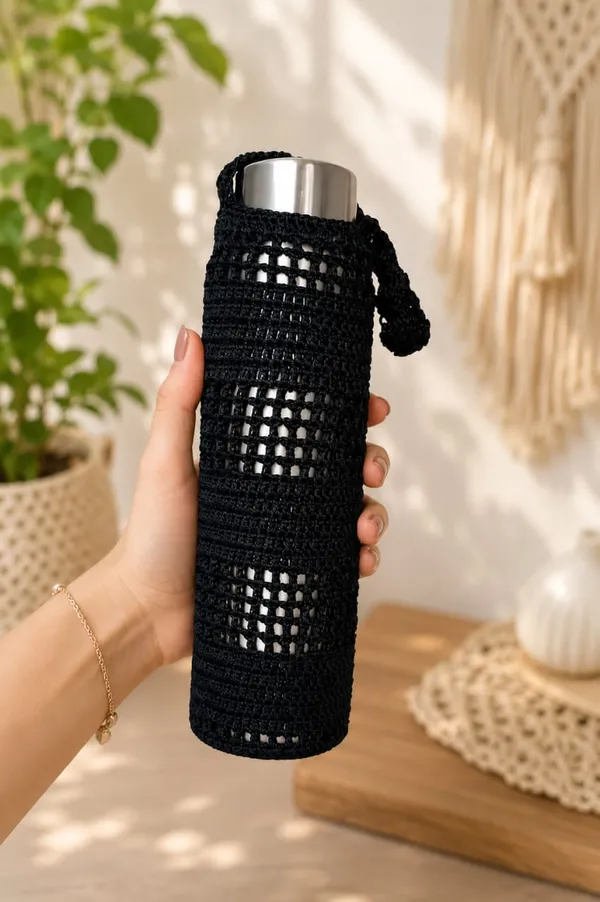 Black_Crochet_Bottle_Cover