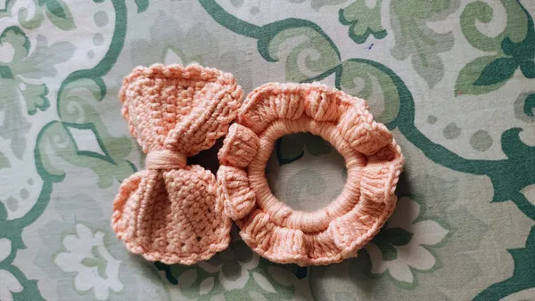 Peach_Crochet_Bow_Hair_Scrunchie_For_Women