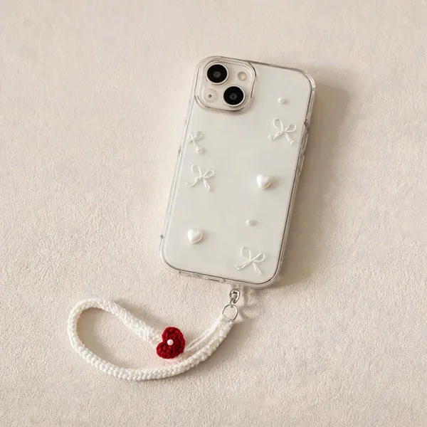 Decorative_Clear_Phone_Case_With_Beaded_Charm