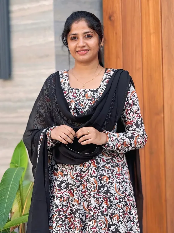 Black_Paisley_Print_Anarkali_Kurta_Set_For_Women