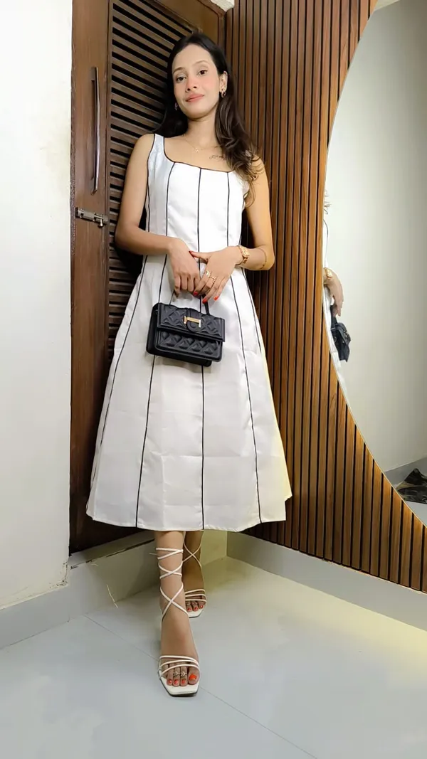 White_Stripe_Sleeveless_A-Line_Dress_For_Women