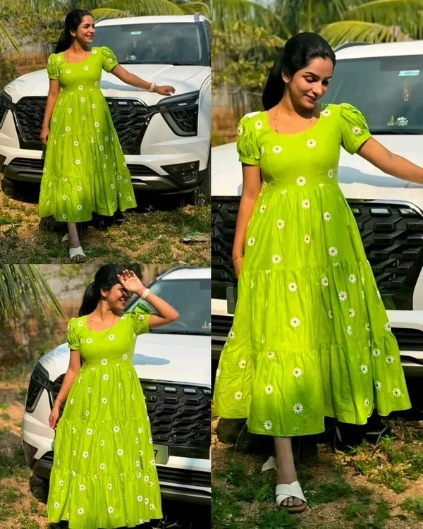 Green_Floral_Puff_Sleeve_Tiered_Midi_Dress_For_Women