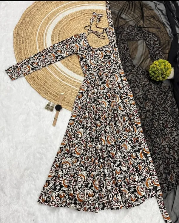 Black_Paisley_Print_Anarkali_Kurta_Set_For_Women