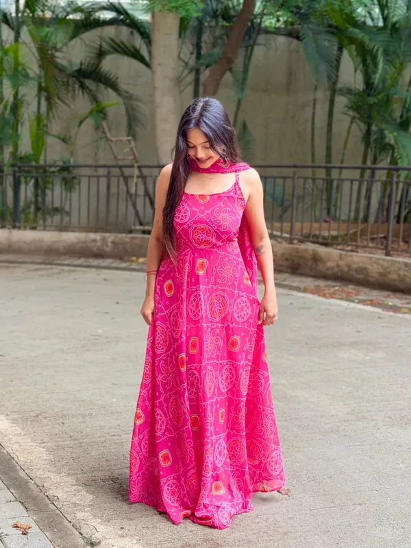 Pink_Geometric_Floral_Print_Sleeveless_Maxi_Dress_For_Women