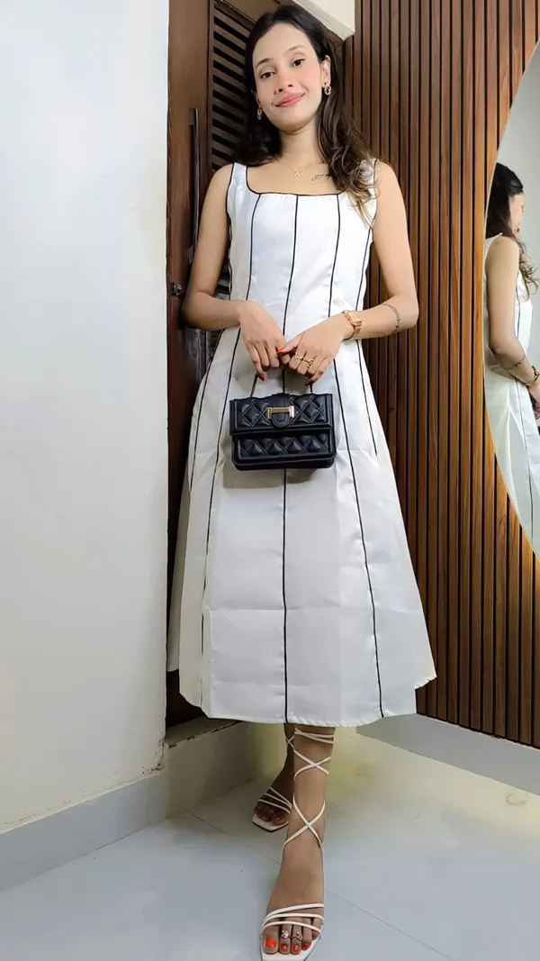 White_Stripe_Sleeveless_A-Line_Dress_For_Women