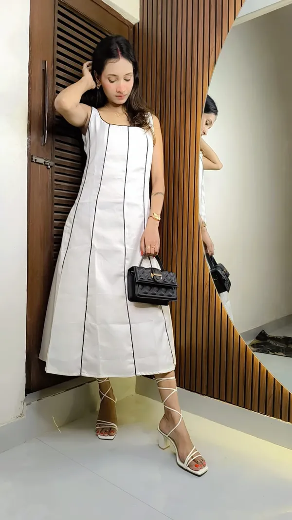 White_Stripe_Sleeveless_A-Line_Dress_For_Women