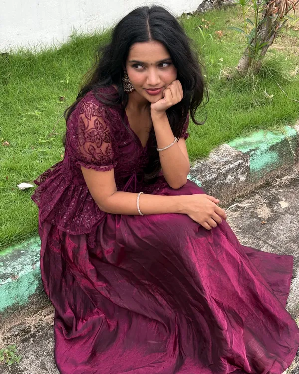 Maroon_Embroidered_Puff_Sleeve_Maxi_Dress_For_Women