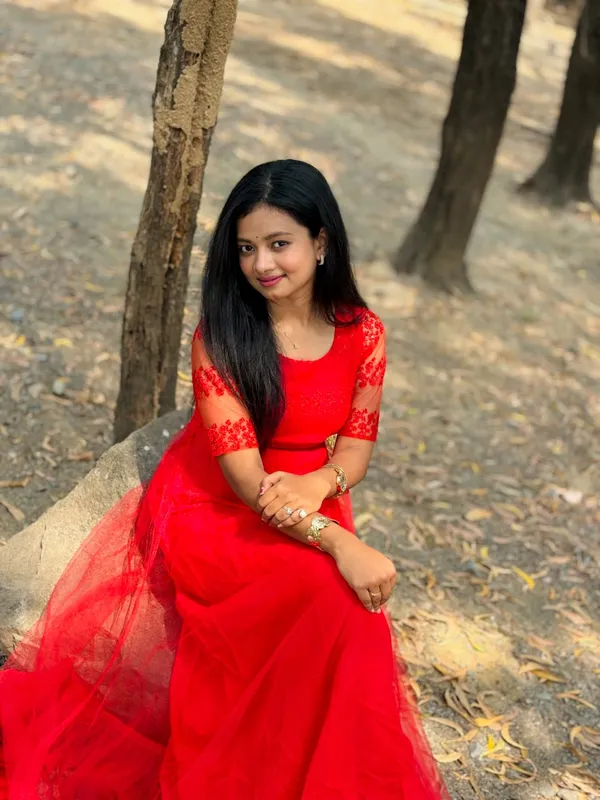 Red_Net_Embroidered_Saree_Gown_For_Women
