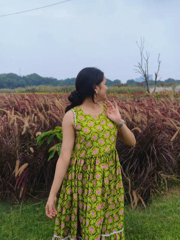 Trendy_Women_Green_Printed_Flared_Anarkali_Kurta_with_Pants_Set