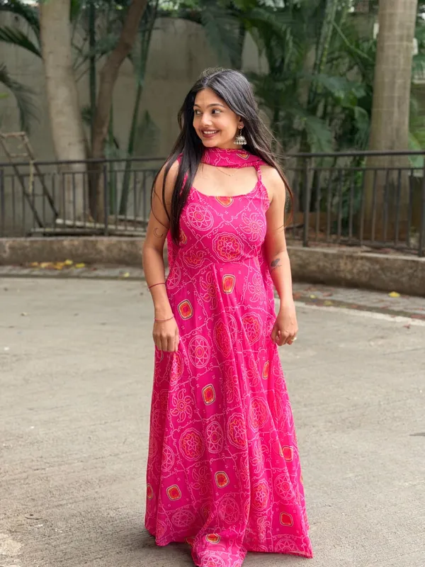 Pink_Geometric_Floral_Print_Sleeveless_Maxi_Dress_For_Women