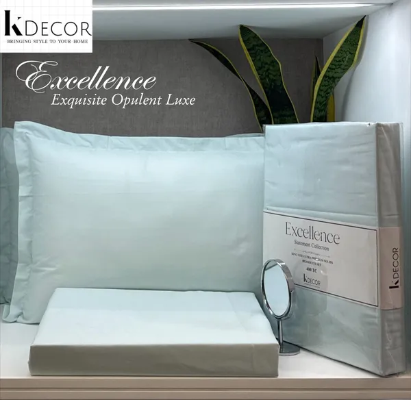 White_Solid_Bedsheet_Set_With_Pillow_Covers