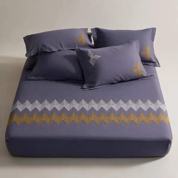 Designers_Embroidery_Series_Bedsheet_By_Home_Buzz
