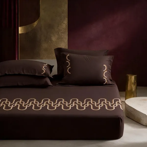 Designers_Embroidery_Series_Bedsheet_By_Home_Buzz