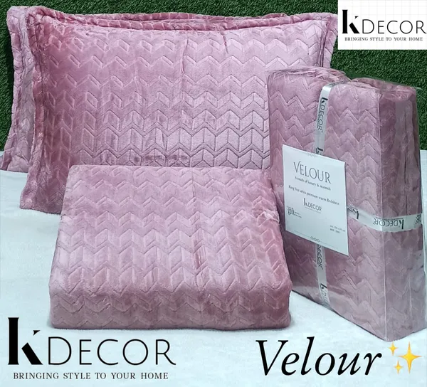Pink_Velour_Quilted_Geometric_Bedding_Set