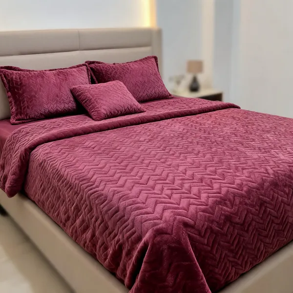 Soft_Flannel_Contemporary_Chevron_Print_Red_King_Size_Bed_Sheet_Set