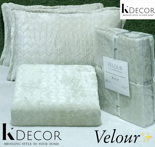 White_Velour_Chevron_Pattern_Comforter_Set