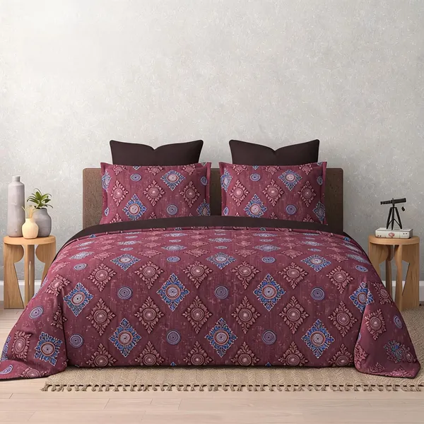 Cotton_Maroon_Geometric_Print_King_Size_Bedsheet_Set