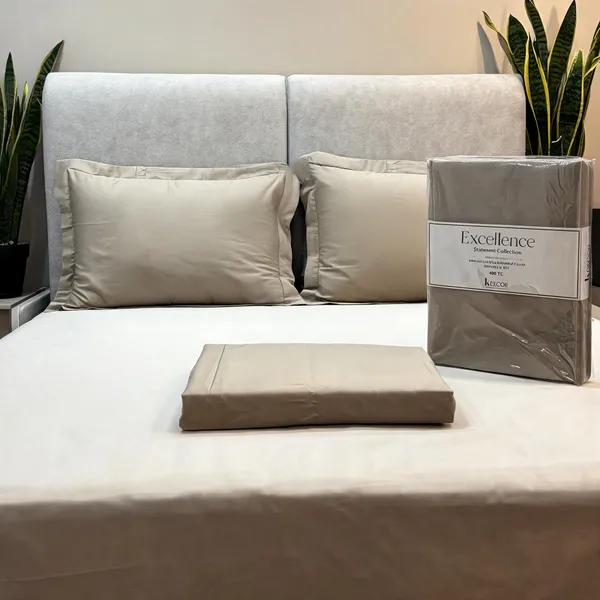 Cotton_400_Tc_Solid_Beige_King_Size_Bedsheet_Set