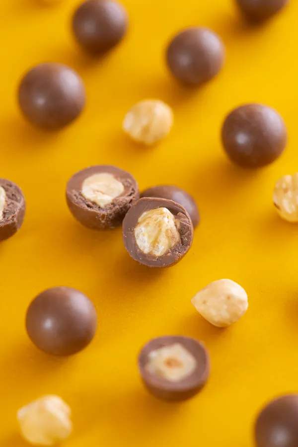 Hazelnut_Milk_Chocolate_Dragees_150G
