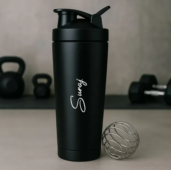 Black_Protein_Shaker_Bottle_With_Mixing_Ball