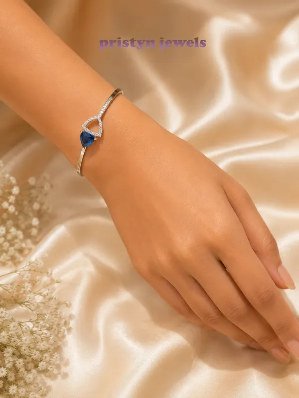 Sapphire_Vibe_Blue