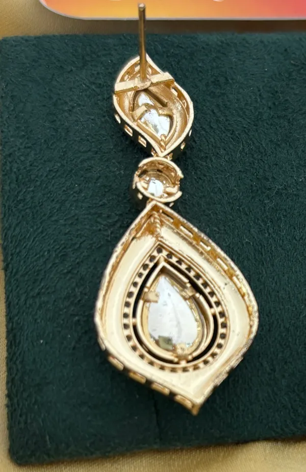 Emerald_Meenakari_Drops_Default_Title