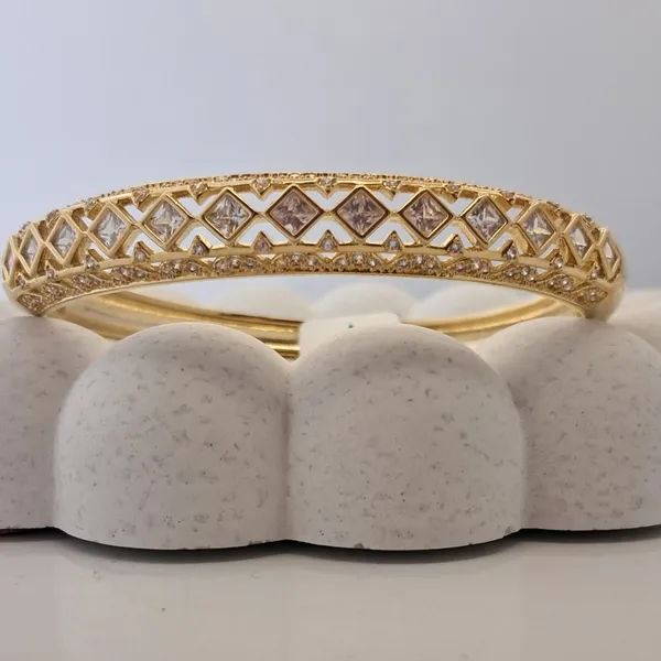 Cz_Lattice_Gold_Default_Title