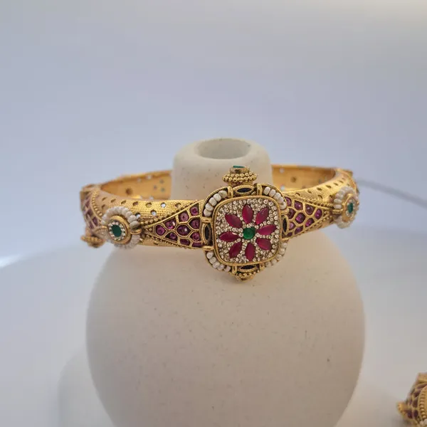 Floral_Kundan_Antique_Kadas