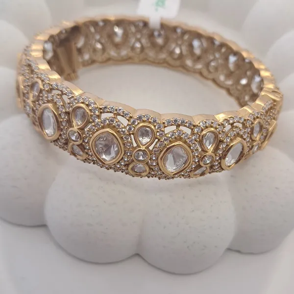 Polki_Shambhavi_Moissanite_Kada