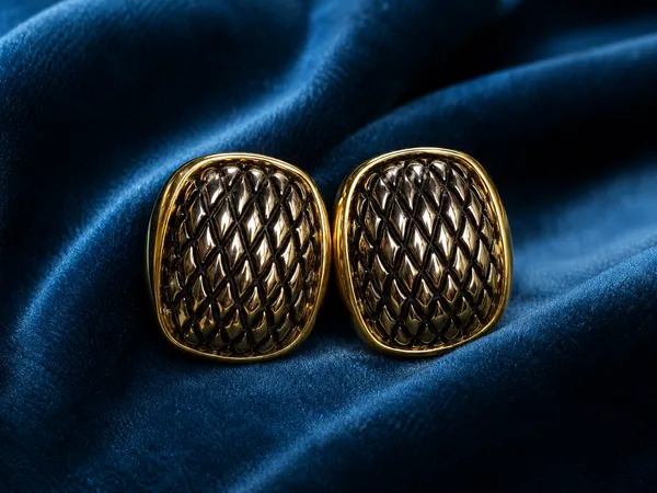 Aarohi_Ruby_Red_Chandbali_Earrings_Default_Title